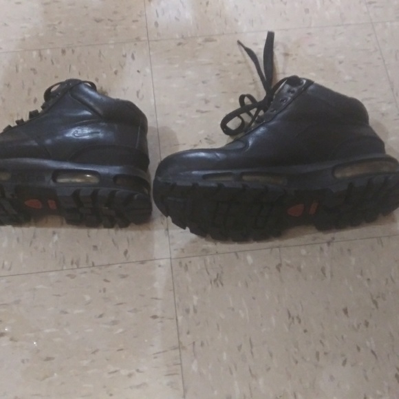 Boots - Picture 2 of 8